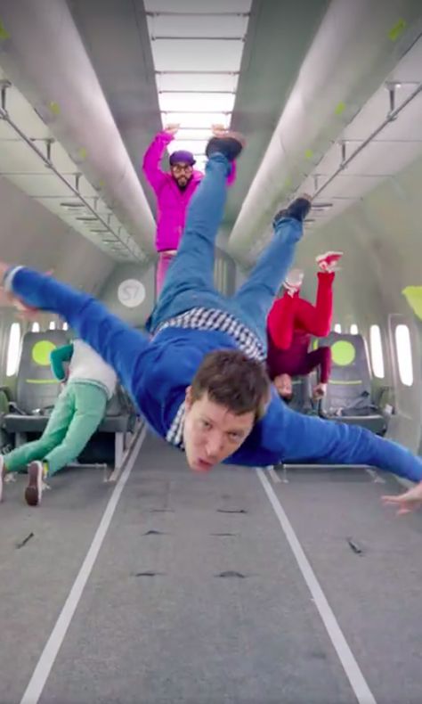 OK Go's New Video Was Shot in Zero Gravity, and It Will Blow Your Entire Mind Damian Kulash, Ok Go, Chaotic Academia, Weezer, Poster Ideas, Zero Gravity, Real Life Stories, Green Day, New Video