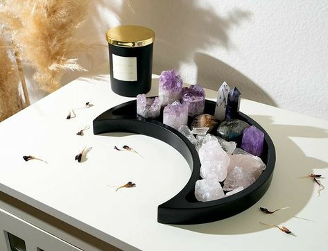 Crystal Holder Display, Urban Outfitters Room, Essential Oil Holder, Witch Room, Jewelry Tray Organizer, Meditation Accessories, Displaying Crystals, Crystal Holder, Healing Stones Jewelry