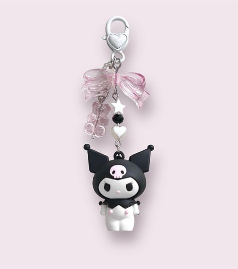 Pink edition🩷 #beadedjewelry #handmadejewelry #kuromi #beadedkeychain #beadedphonecharm #phonecharms #bow #hellokittycore Tattoo Charms, Airpods Charm, Birthday Party Souvenirs, Keychain Camera, Bible Ideas, Disney Inside Out, Key Accessories, Phone Charms, Charm Keychain