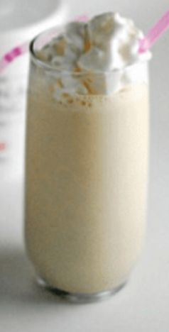 Chick Fil A Banana Pudding, Banana Pudding Shake Recipe, Banana Pudding Milkshake Chick Fil A, Banana Pudding Milkshake Recipes, Chick Fil A Banana Pudding Milkshake, Banana Pudding Smoothie, Banana Milk Shake, Banana Pudding Milkshake, Banana Milkshake Recipe