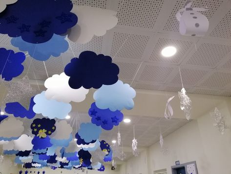 Sky Theme Classroom Decorations, Wine Bottle Holder Diy, St Roch, Blue Hallway, Prek Activities, How To Make Clouds, Hanging Clouds, Prek Classroom, Preschool Classroom Decor