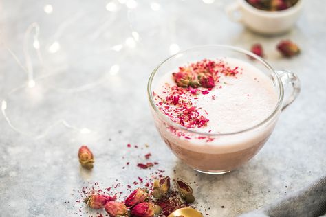 With Valentine’s Day around the corner, Chef Gabe has whipped up something special for you and your loved one. Combining tulsi—also known as “holy basil”—with rose, the flower of love, it’s our version of a nightcap made with romance in mind. This one’s for the lovers. Moon Juice Recipe, Rose Latte Recipe, Mexican Coffee Recipe, Vegan Coffee Creamer, Rose Latte, Edible Rose Petals, Japanese Rose, Coffee Creamer Recipe, Mexican Coffee