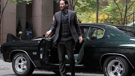 John Wick Outfit, John Wick Suit, Arch Motorcycle Company, Keanu Reeves John Wick, Mens Luxury Lifestyle, Keanu Charles Reeves, The Boy Next Door, Costume Designer, Video Film