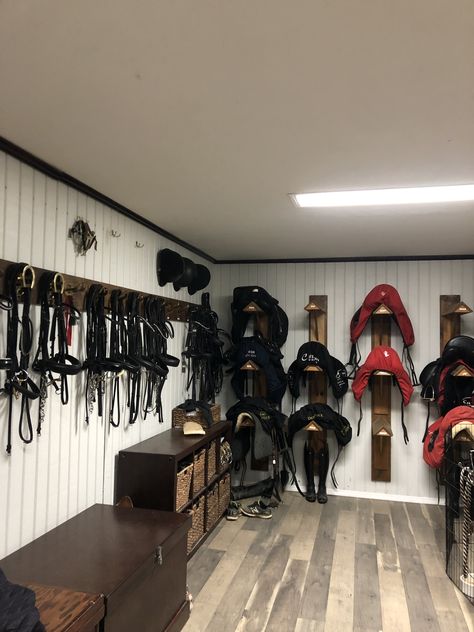 Small Tack Room Ideas Horse, Fancy Tack Room, English Tack Room, Tack Room Ideas Diy, Matt Cunningham, Tack Room Ideas, Horse Stables Design, Dressage Tack, Dream Barn Stables