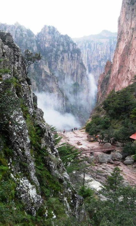 📍Basaseachi Waterfall, Chihuahua, Mexico 🇲🇽 Vision Board Pics, Explore Mexico, Copper Canyon, Chihuahua Mexico, San Lucas, Mexico Travel, Latin America, Beautiful World, Chihuahua