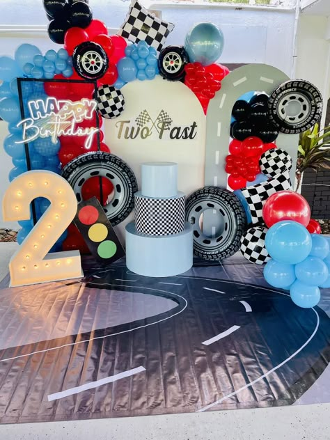 Race Car Birthday Party Ideas Decoration, Cars Decorations Party, Cars Party Ideas, Brownsville Texas, Cars Birthday Party Decorations, Baby First Birthday Themes, 2nd Birthday Party For Boys, Birthday Party Places, Boys First Birthday Party Ideas