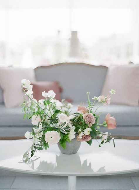 Cocktail Flower Arrangements, Cocktail Flowers, Cambridge Mill, Small Arrangements, Centerpiece Inspiration, Greenery Centerpiece, Mauve Blush, Low Centerpieces, Clean Space