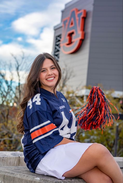 Auburn Senior Pictures, Auburn University Graduation Pictures, Auburn Graduation Pictures, Auburn Graduation, College Pictures, University Graduation, Grad Pics, Auburn University, Single Girl