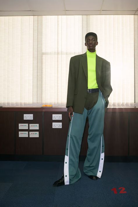 Martine Rose Fall/Winter 2021 Details | Hypebeast Red Leather Trousers, Parisian Summer, Nike Looks, Martine Rose, Tailoring Techniques, Miss Match, Swedish Brands, V Magazine, Male Fashion Trends