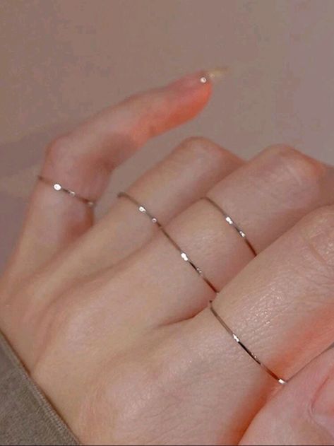 Knuckle Rings Silver, Simplistic Jewelry, Stackable Ring Sets, Pretty Jewelry Necklaces, Plain Bands, Knuckle Rings, Classy Jewelry, Jewelry Lookbook, Fancy Jewelry