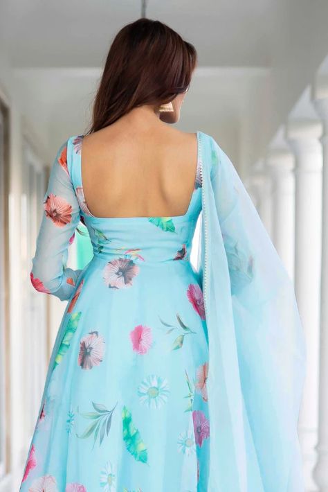 Umbrella Cut Anarkali Dress Patterns, Suits For Women Indian, Silk Kurti Designs, Anarkali Dresses, Long Kurta, Bridal Lehenga Collection, Anarkali Dress Pattern, Silk Kurti, Flower Wallpapers