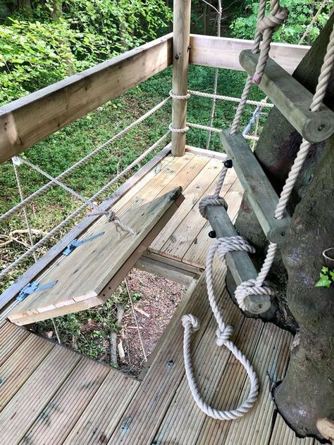 Tree House With Crows Nest, Treehouse Rope Ladder, Building A Treehouse Around A Tree, Rope Bridge Treehouse, Rope Ladder Treehouse, Deck Tree House, Treehouse Railing Diy, 3 Tree Treehouse, No Tree Treehouse