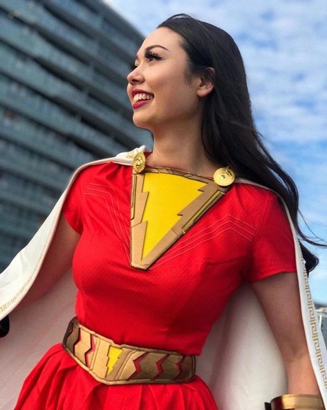 🎭Captain Marvel Style Mary Marvel, Marvel Style, Ruidoso New Mexico, Camping Cabins, Marvel Cosplay, Comics Girls, Magic Words, Captain Marvel, Justice League