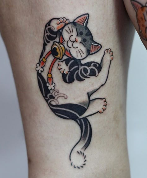 Cat Playing Tattoo, Lucky Cat Tattoo Traditional, Japanese Lucky Cat Tattoo, Cat Traditional Tattoo, Japanese Cat Tattoo, Traditional Cat Tattoo, Lucky Cat Tattoo, Kitty Tattoos, Cats Tattoo