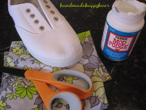 Fabric Covered Tennis Shoes made with Mod Podge - Cathie Filian & Steve Piacenza How To Put Fabric On Shoes, Fabric On Shoes Diy, Decorating Canvas Shoes, Decorating Shoes Diy, Shoe Upcycle, Diy Fabric Shoes, Modge Podge Fabric, Fabric Covered Shoes, Decoupage Shoes