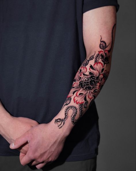 Black Red Tattoo, Forearm Cover Up Tattoos, Snake Skeleton, Mangas Tattoo, Red Dragon Tattoo, Japanese Flower Tattoo, Forearm Band Tattoos, Red Ink Tattoos, Red Tattoos