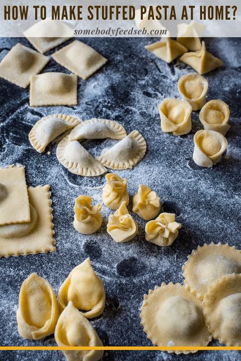 Filled Pasta: How to Make Ravioli, Tortellini & Other Stuffed Pasta Shapes? Make Ravioli, How To Make Ravioli, Ravioli Dough, Pasta Dough Recipes, Ravioli Filling, Ravioli Pasta, Homemade Pasta Recipe, Stuffed Pasta, Homemade Ravioli