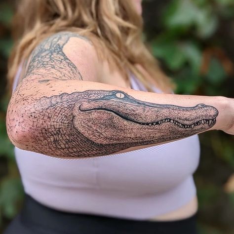 Alligator Jaw Tattoo, Crocodile Skull Tattoo, Alligator Head Tattoo, Alligator Skull Tattoo, Crocodile Tattoo Design, Alligator Tattoo, Crocodile Tattoo, Crocodile Animal, Hunter Tattoo