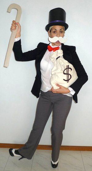 Mock Millionaire - TV Tropes Monopoly Costume, Best Diy Halloween Costumes, Monopoly Man, New Halloween Costumes, Diy Costumes Women, Halloween Idea, Diy Halloween Costumes For Women, Homemade Halloween Costumes, Hallowen Costume