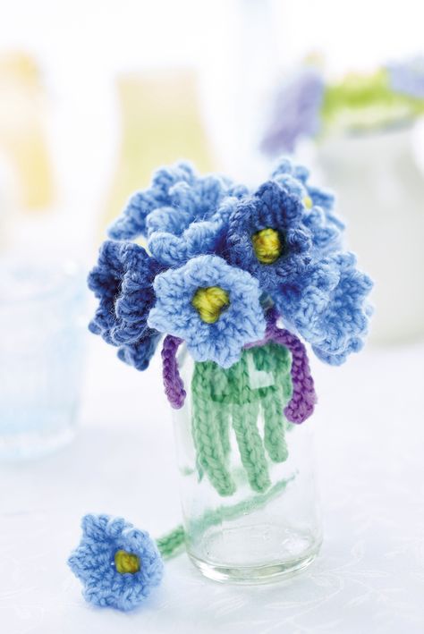 Issue 78 Sneak Peek: Put a spring in someone’s step with a bunch of blooms Top Crochet Pattern, Blue Bell Flowers, Free Knitting Patterns, Crochet Magazine, Knitted Flowers, Flower Diy Crafts, Crafts Beautiful, Knitted Toys, Diy Flowers