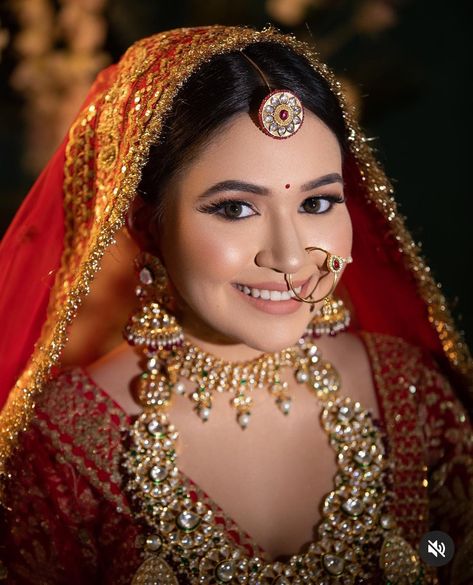 Bridal Makeup For Round Face, Lehnga Ideas, Indian Wedding Outfit Bride, Bridal Choli, Brides Jewellery, Latest Bridal Makeup, Rajasthani Bride, Latest Bridal Lehenga Designs, Best Indian Wedding Dresses