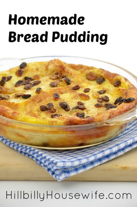 Homemade Bread Pudding, Bread Pudding Recipe Easy, Apple Bread Pudding Recipe, Raisin Bread Pudding, Best Bread Pudding Recipe, Easy Pudding Recipes, Puding Roti, Old Fashioned Bread Pudding, Bread Pudding Easy