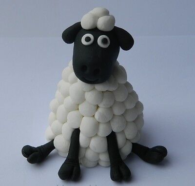 Lamb Cake Recipe, Sheep Fondant, Sheep Nursery Decor, Sheep Cake, Sheep Nursery, Tractor Cake, Lamb Cake, Large Cake, Farm Cake