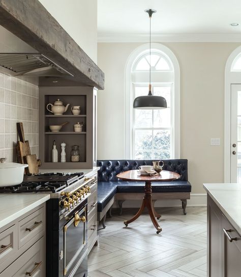 European kitchen | National Kitchen and Bath Association Design Awards Euro Farmhouse, Coloured Kitchens, European Farmhouse Kitchen, European Kitchen Design, Mountain Farmhouse, Moms Kitchen, European Kitchen, Pretty Homes, Casa Clean