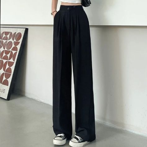 Gorgeous Pair Of “The Pant Of The Moment”.. Classic Yet Trendy. Beautifully Draped Baggy Style Ladies Slacks In Black, Size Xl. Zip And Double Button Front Closure With Hidden Elastic Hidden In The Back Of Waistband. Super Comfy And Chic! Baggy Office Pants, Baggy Slacks Outfit, Black Loose Pants Outfit, Baggy Black Pants Outfit, Black Baggy Pants Outfit, Black Pants Outfit Casual, Baggy Dress Pants, Black Dress Pants Outfits, Baggy Black Pants