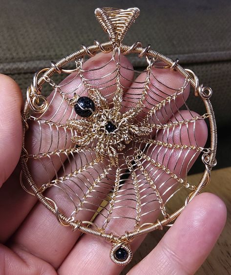 Bronze wire and blue goldstone beads. Wire Spider Web, Fantasy Wire, Wire Spider, Wire Art Sculpture, Viking Knit, Wire Jewelry Designs, Wire Weaving, Dreamcatchers, Halloween Jewelry