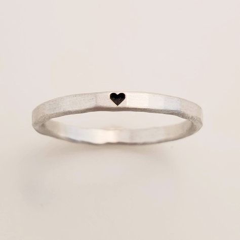 Heart Ring Simple Fine Silver Minimalist Heart Ring Ring - Etsy Australia Mom Rings, Heart Ring Gold, Custom Gold Rings, Ring With Heart, Heart Wedding Rings, Plain Gold Ring, Gifts Mom, Mom Ring, Engraved Ring