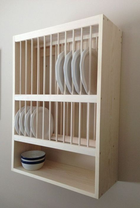 Modern Wood Plate Rack Wall Mount Plate Rack, Wooden Plate Rack, Plate Rack Wall, Diy Plate Rack, Desain Pantry, Kitchen Plate, Plate Rack, Plate Racks, Hanging Plates