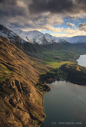 A Guide to Aerial Photography (With Some Stunning Examples) Lake Wakatipu, Beautiful New Zealand, New Zealand Landscape, New Zealand South Island, Rotorua, New Zealand Travel, White Cloud, South Island, Queenstown