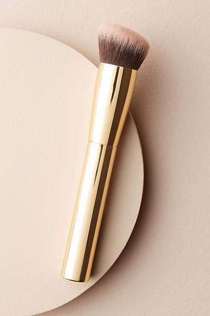 Albeit Contour & Cheek Brush Storybook Cosmetics, Vegan Makeup Brushes, Lip Art Makeup, Alat Makeup, Brush Art, Flawless Makeup Application, Eye Makeup Brushes, Beauty Products Photography, Contour Brush