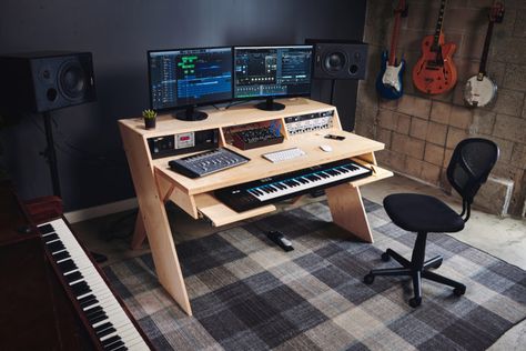 Output's Platform could be the home studio desk musicians want Home Studio Music Ideas, Studio Desk Diy, Platform Desk, Music Studio Desk, Recording Studio Furniture, Recording Studio Desk, Studio In Casa, Home Studio Desk, Music Desk