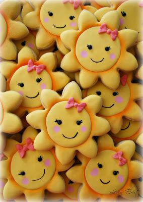 You Are My Sunshine Cookies.... Sunshine Cookies, Sunshine Birthday Parties, Pastel Cupcakes, Dessert Aux Fruits, Sunshine Birthday, Spring Cookies, Summer Cookies, Pretty Cookies, Fancy Cookies