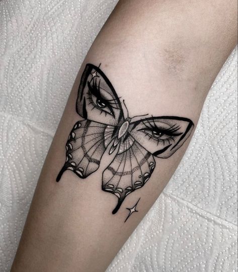 Female Color Tattoos, Pretty Eyes Tattoo, Butterfly With Eyes On Wings Tattoo, Moth Face Tattoo, Tattoo Letting Go, Butterfly With Eyes On Wings, Moth With Eyes Tattoo, Eye Butterfly Tattoo, Butterfly With Eyes Tattoo