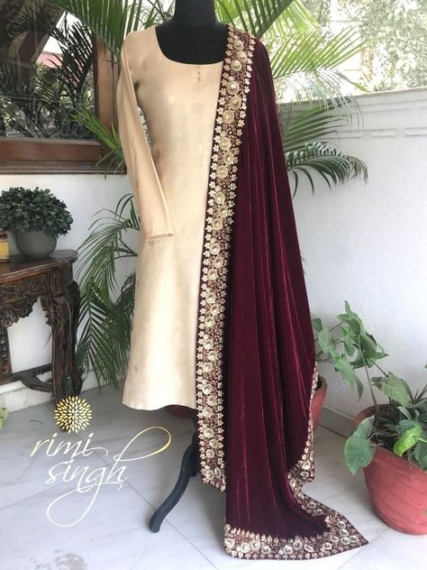 Beige Kurta With Dupatta, Maroon Velvet Dupatta, Maroon Velvet Pakistani Dress, Velvet Dupatta Designs, Velvet Dupatta Suits, Velvet Dresses Design, 2022 Winter Dress, Bridal Lehenga Maroon, Maroon Dupatta