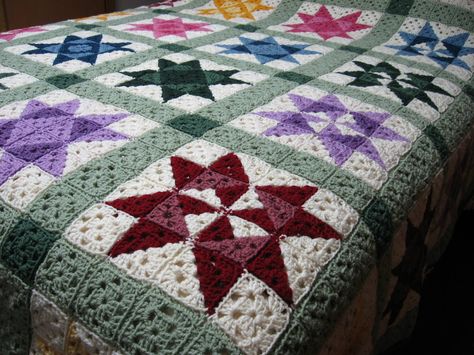 Star Motif Granny Square Bedspread – free crochet pattern. More Great Patterns Like This Crochet Quilt Blanket, Crochet Quilt Pattern, Motifs Granny Square, Crochet Afghan Patterns Free, Crochet Blanket Afghan, Crochet Bedspread, Crochet Stars, Crochet Quilt, Manta Crochet