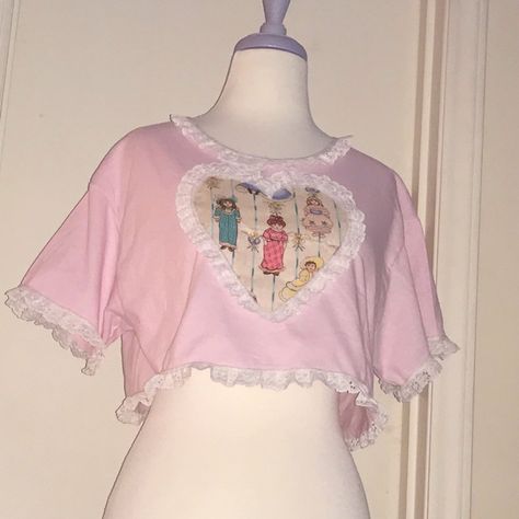 Depop Y2k, Dream Aesthetic, Kawaii Fashion Outfits, Upcycled Clothing, Pink Crop Top, Kawaii Clothes, Harajuku Fashion, Looks Vintage, Kawaii Fashion