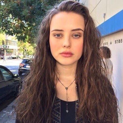 fσℓℓσω мε  @ρяιηcεsssρяιsι  ✨ Hannah Baker, Thirteen Reasons Why, 13 Reasons, Makati, Woman Crush, Beauty Queens, Huda Beauty, Celebrities Female, A Woman