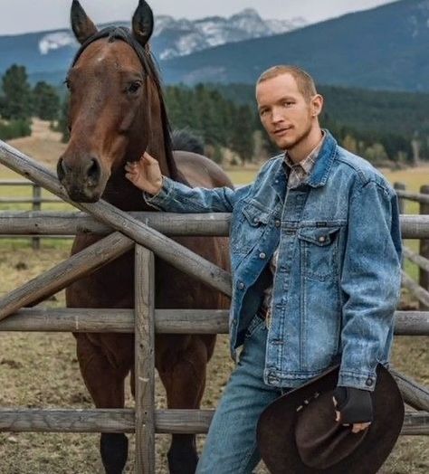 Jimmy Yellowstone, Jefferson White, Yellowstone Series, Western Photography, Yellowstone Park, Ensemble Cast, Yellow Stone, Horse Art, Movies Showing