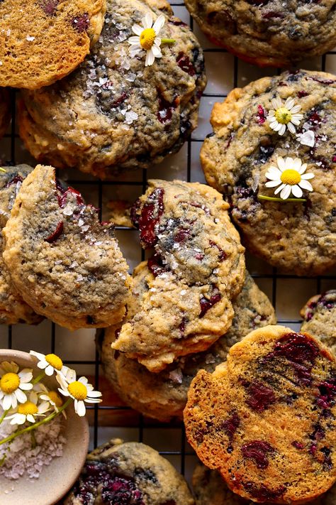 Blackberry Cookies, Honey Cookies Recipe, Lavender Dessert, Lavender Chocolate, Blackberry Lavender, Tollhouse Chocolate Chip Cookies, Lavender Cookies, Seasonal Baking, Small Batch Baking