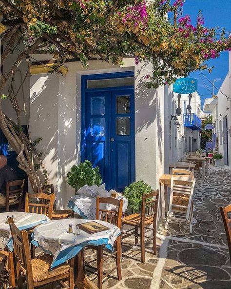 sasha on Twitter: "Good morning https://t.co/hyT0Jmpido" / Twitter Poros Greece, Greece Wallpaper, Greece House, Skiathos Greece, Greece Aesthetic, Greece Hotels, Village Photos, Miami Life, Greek Restaurants