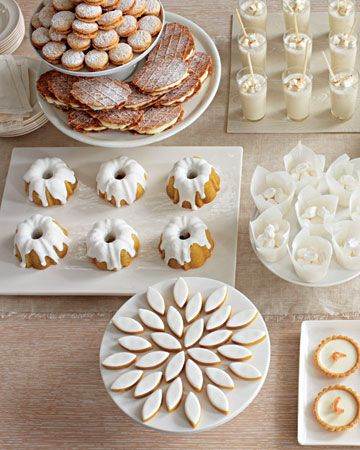 White Dessert Tables, Buffet Dessert, White Desserts, Traditional Wedding Cake, Mini Bundt Cakes, Wedding Dessert, Dessert Display, Dessert Buffet, Dessert Bar