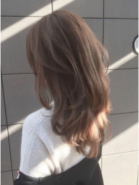 Korean Hair Color, Hairstyles For Layered Hair, Haircuts For Medium Hair, Haircuts Straight Hair, Long Layered Hair, Haircuts For Long Hair, Cut My Hair, Hair Inspo Color, Long Hair Cuts