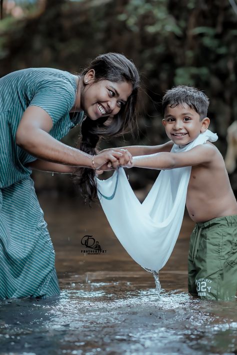 #repost @tq_photo_graphy __ Model in frame :@sneha_martin Photography @thoufeeq___malappuram @tq_photo_graphy #tqphotography Location : Kottayam, Kerala • Maa Beta Image, Amma Photos, Amma Photos Hd, Mother Child Photography, New Movie Images, Ab De Villiers Photo, Meldi Ma Hd Photo, Photo Graphy, Funny Images With Quotes