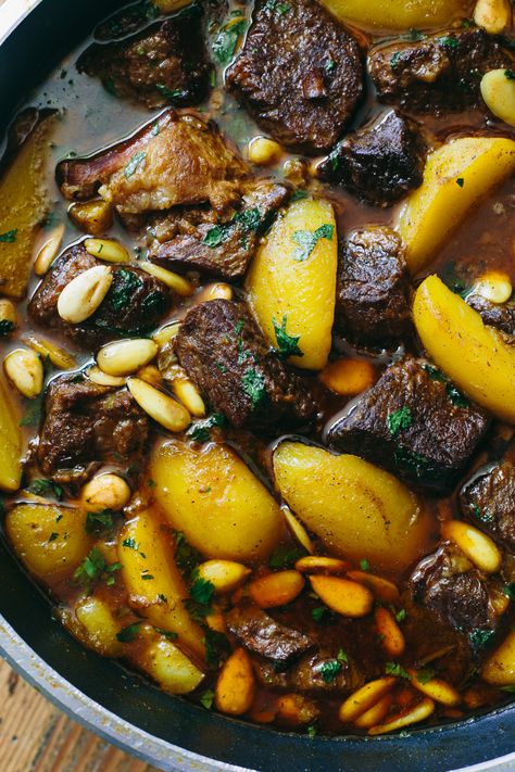 Kurdish Cuisine, Paleo Mediterranean, Lamb Tagine Recipe, African Stew, North African Food, Lamb Tagine, Moroccan Cooking, Paleo Friendly Recipes, Tagine Recipes