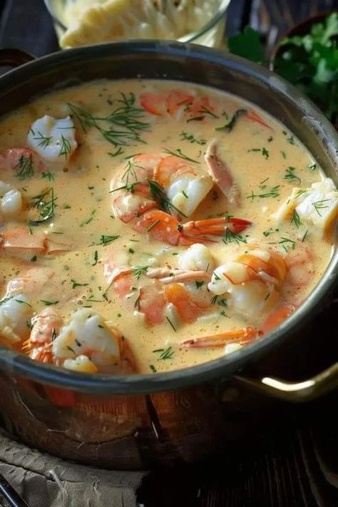 Soup Lovers a( Recipes & Tips) | Crab and Shrimp Seafood Bisque | Facebook Crab And Shrimp Soup Recipes, Healthy Recipes Seafood, Keto Crab Bisque, Seafood Thanksgiving Recipes, Shrimp Crab Bisque, Crab Shrimp Seafood Bisque, Creamy Crab And Shrimp Seafood Bisque, Crab Dinner Ideas, Seafood Thanksgiving Dinner Ideas