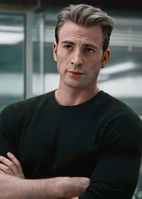 Chris Evans Haircut, Steve Rogers Aesthetic, Christopher Robert Evans, Callum Turner, Mens Hairstyles Thick Hair, Scott Lang, Steve Rogers Captain America, Robert Evans, Peggy Carter